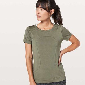 Lululemon Swiftly Tech Short Sleeve Breeze